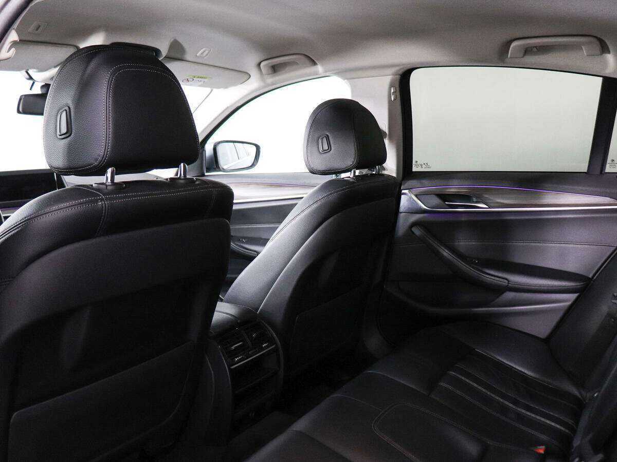 BMW 5 серии 520d xDrive, 2018 Фото №10