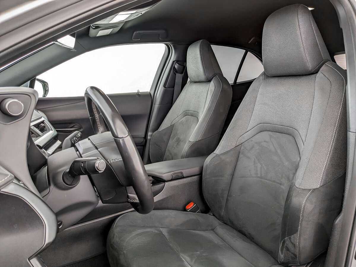 Lexus UX 200, 2020 Фото №16