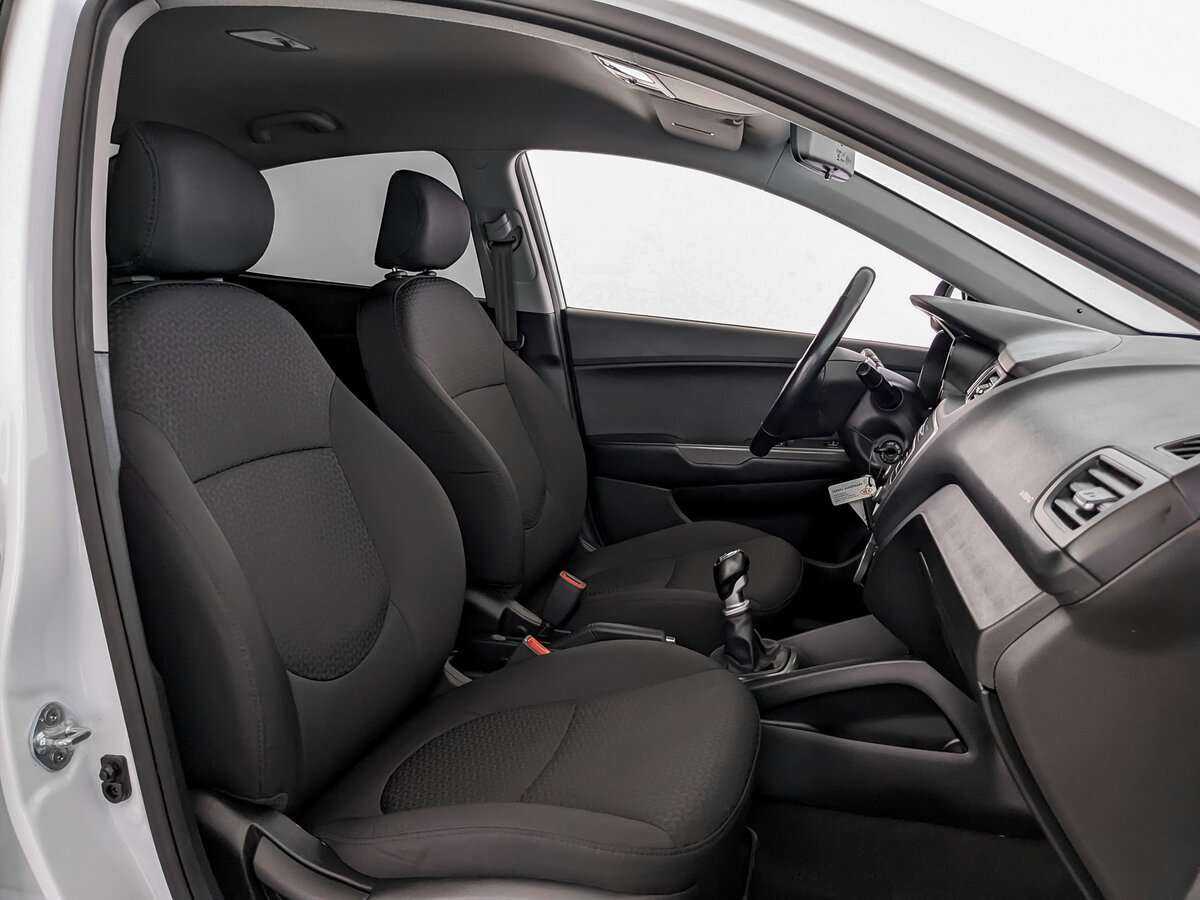 Kia Rio, 2016 Фото №18