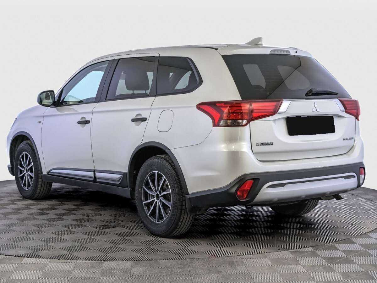 Mitsubishi Outlander, 2019 - 132 727 км. | Фото №7