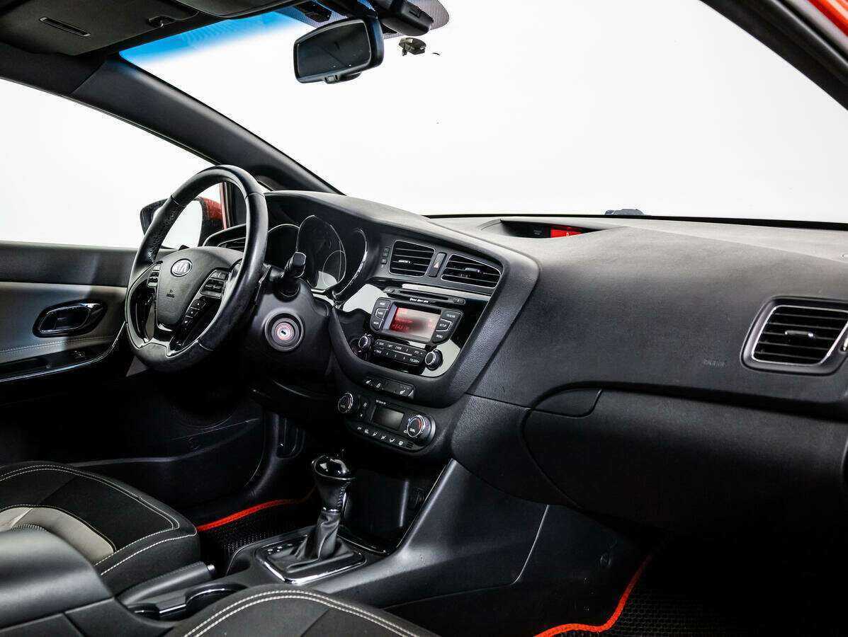 Kia Ceed, 2014 Фото №9