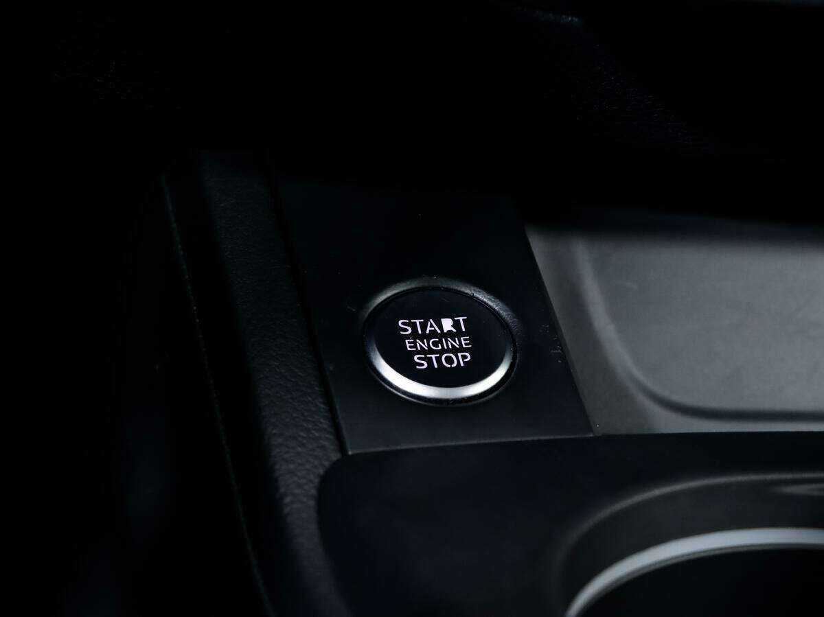 Audi A4, 2015 Фото №12