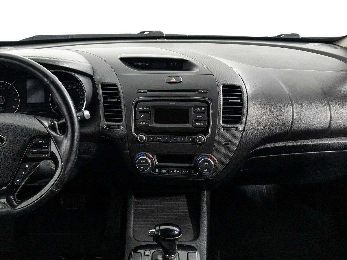 Kia Cerato, 2019 Фото №16