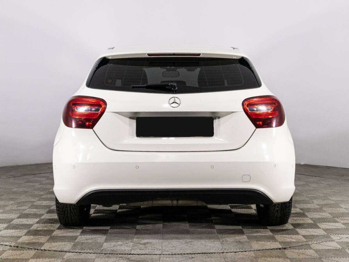 Mercedes-Benz A-Класс 180, 2016 - 84 242 км. | Фото №6
