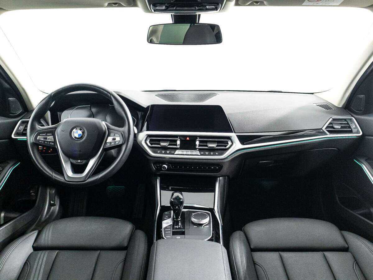 BMW 3 серии 318d, 2020 Фото №13