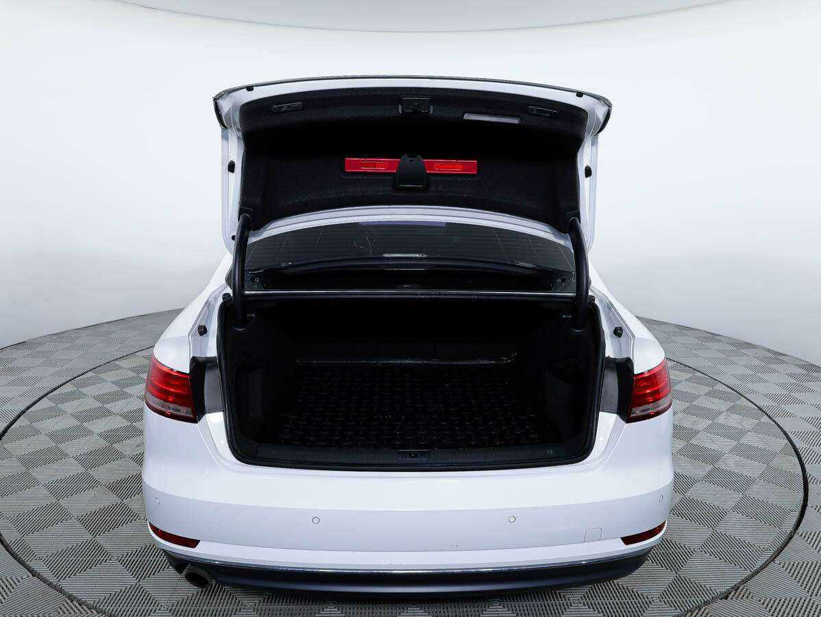 Audi A4, 2015 Фото №6