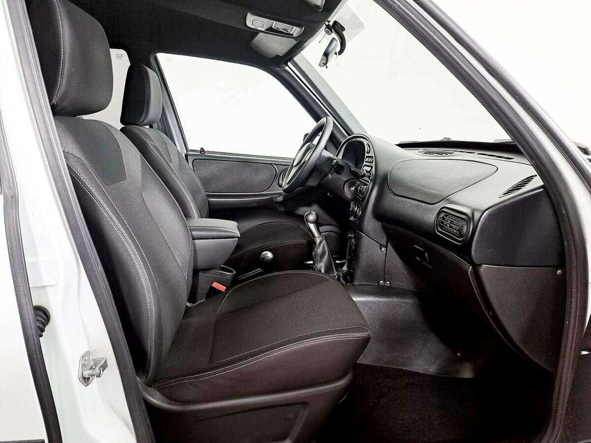 Chevrolet Niva, 2017 Фото №8