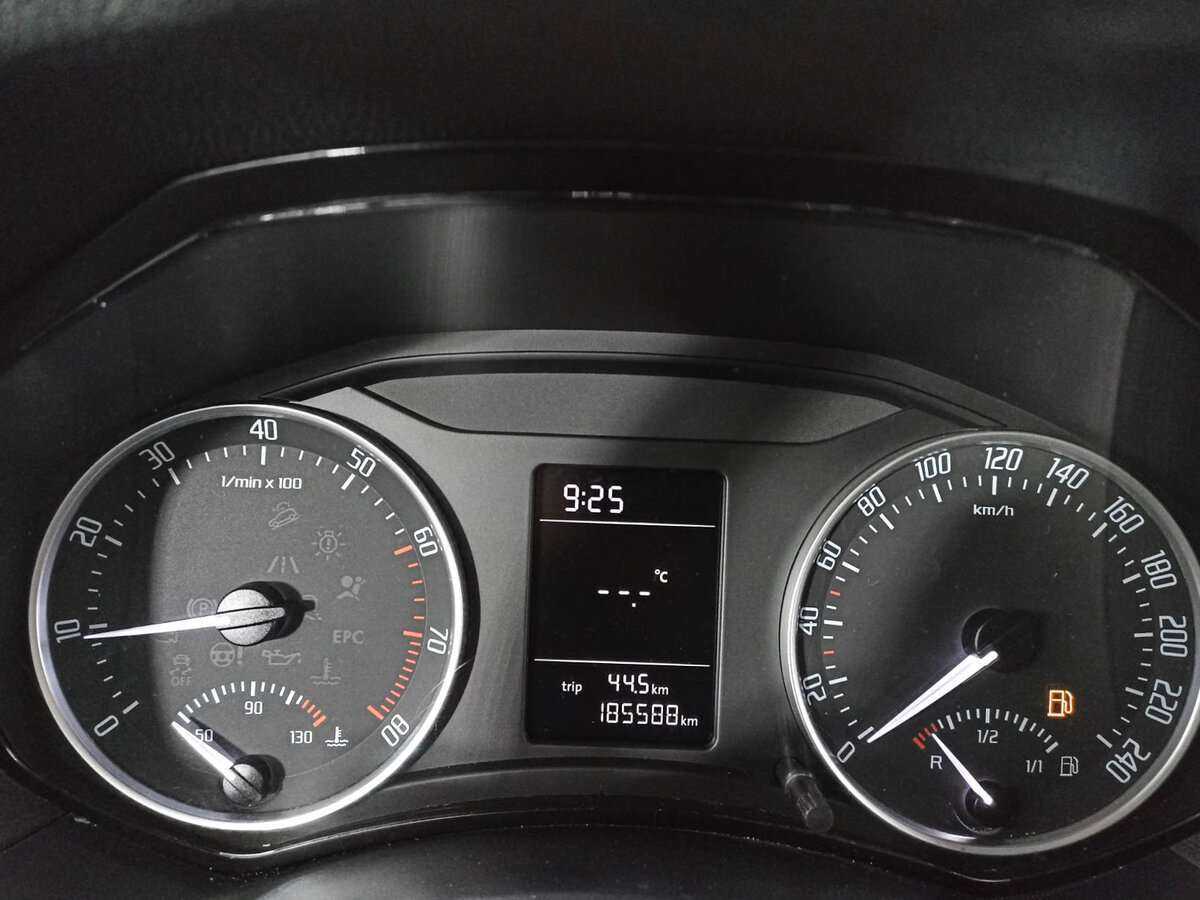 Skoda Octavia, 2012 Фото №9