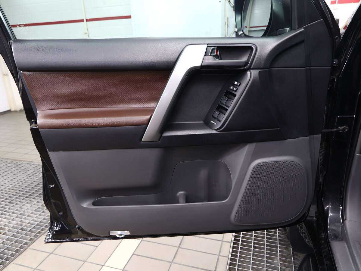 Toyota Land Cruiser Prado, 2013 - 265 000 км. | Фото №5