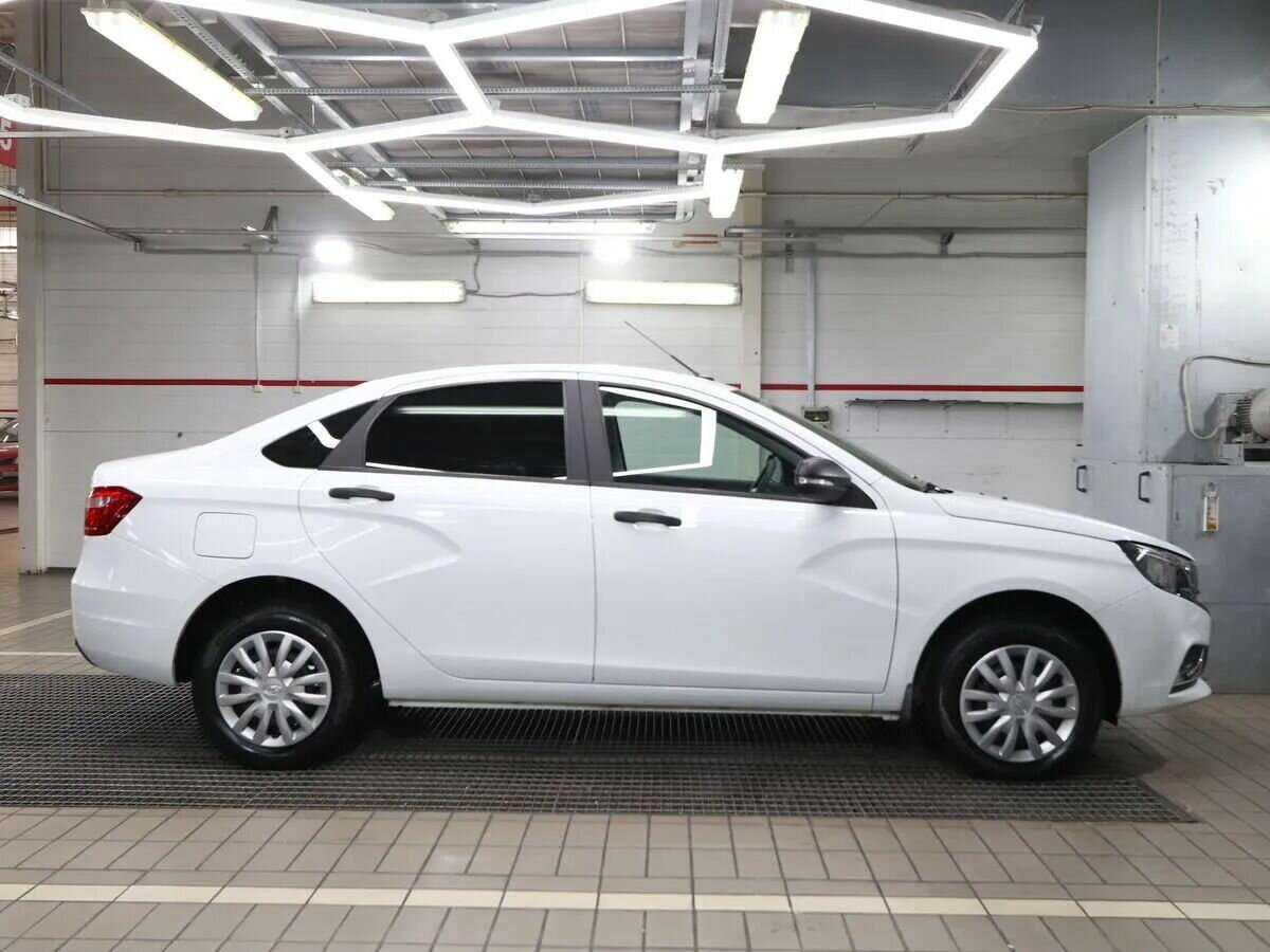 Lada (ВАЗ) Vesta, 2021 - 35 000 км. | Фото №4