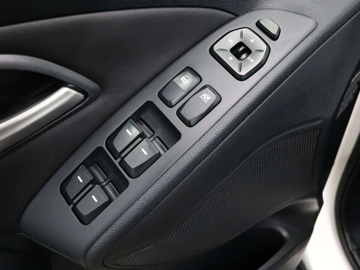 Hyundai ix35, 2012 - 159 000 км. | Фото №8