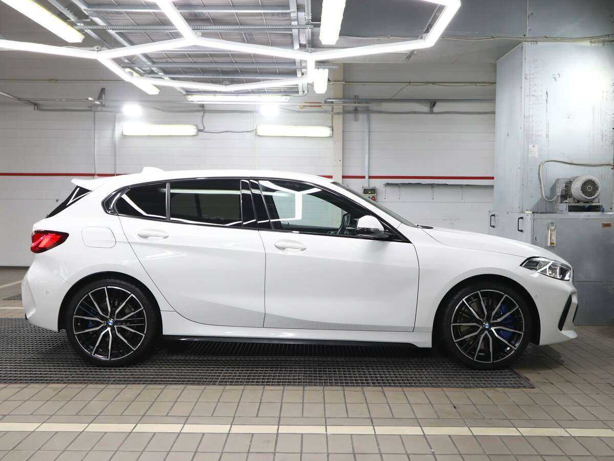 BMW 1 серии 120d xDrive, 2019 Фото №16