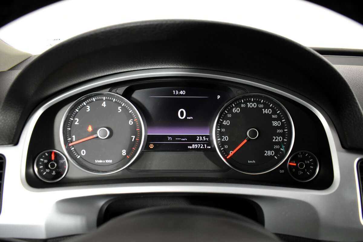 Volkswagen Touareg, 2012 Фото №7