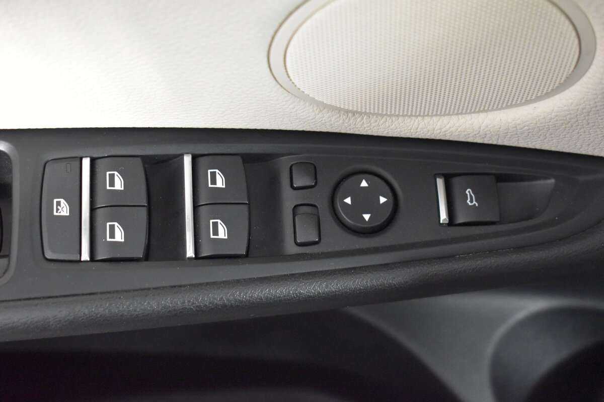 BMW X5 25d, 2015 Фото №22