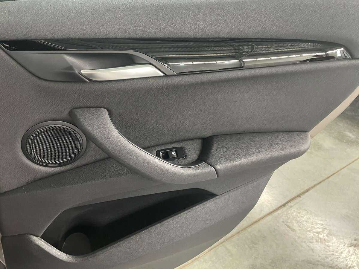 BMW X1 18i sDrive, 2021 Фото №25