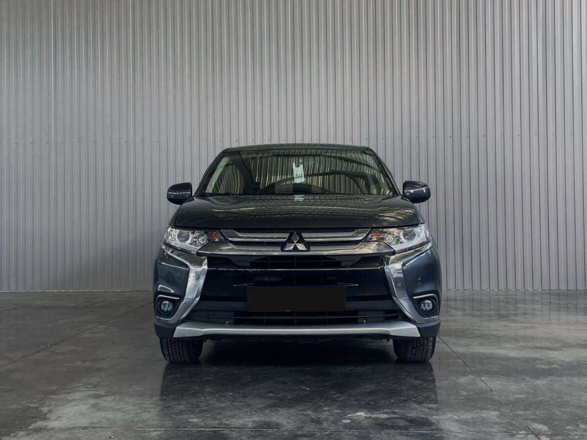 Mitsubishi Outlander, 2018 - 126 982 км. | Фото №2