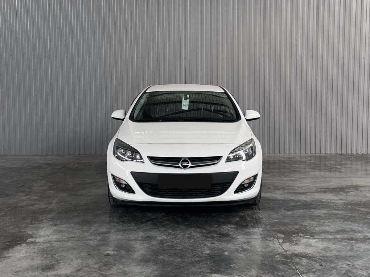 Opel Astra, 2014 - 185 420 км. | Фото №2