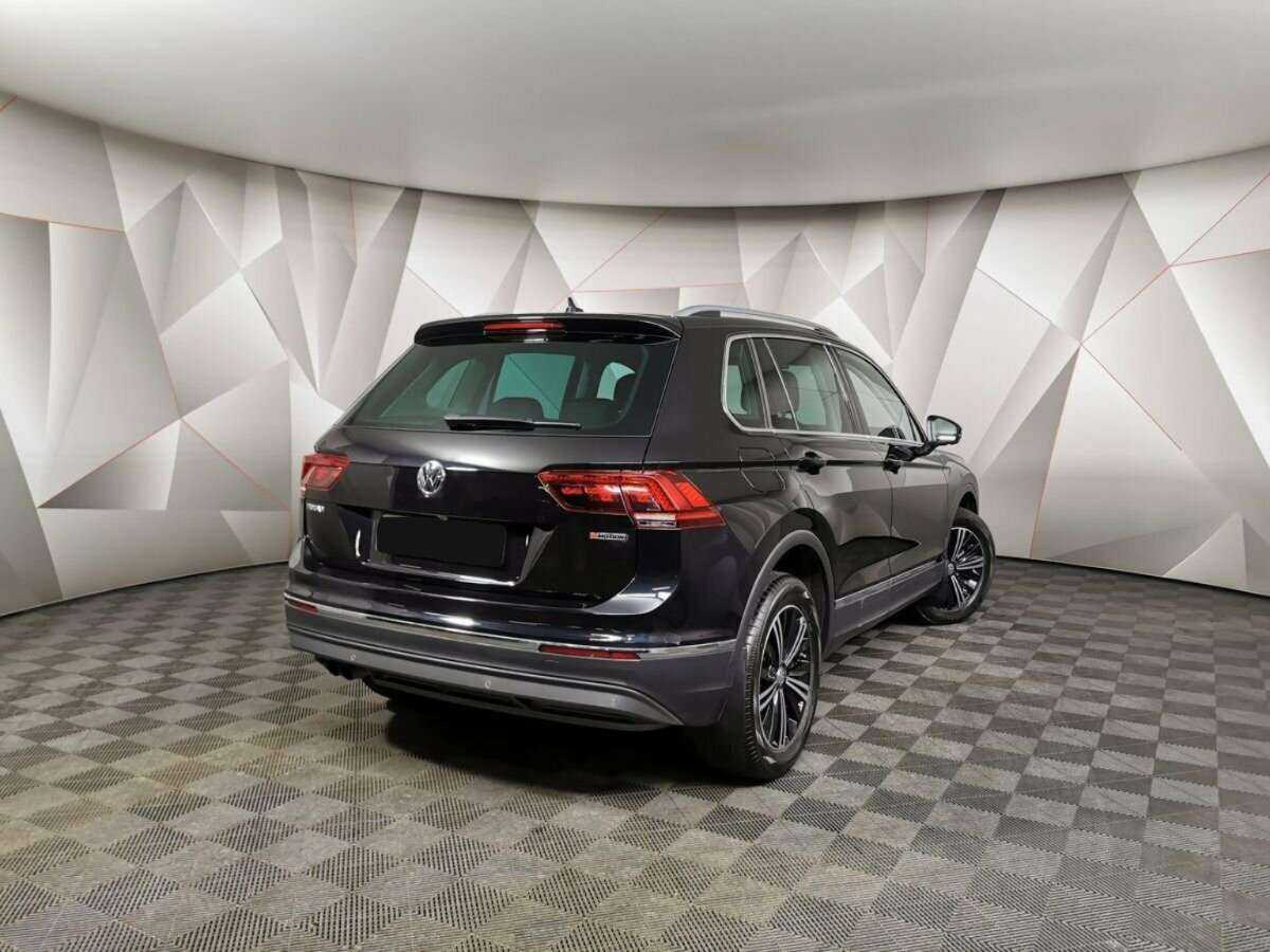 Volkswagen Tiguan, 2019 - 26 066 км. | Фото №2