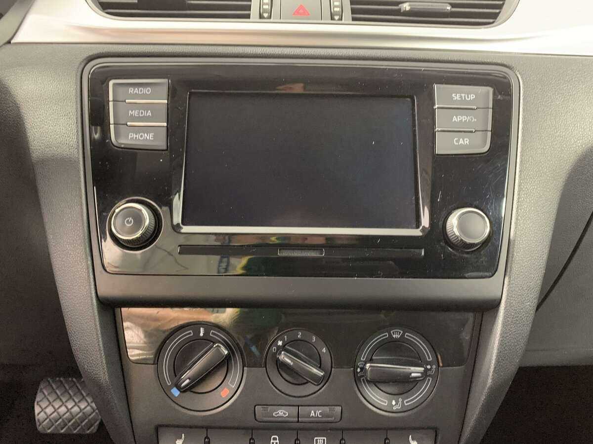 Skoda Rapid, 2019 Фото №12