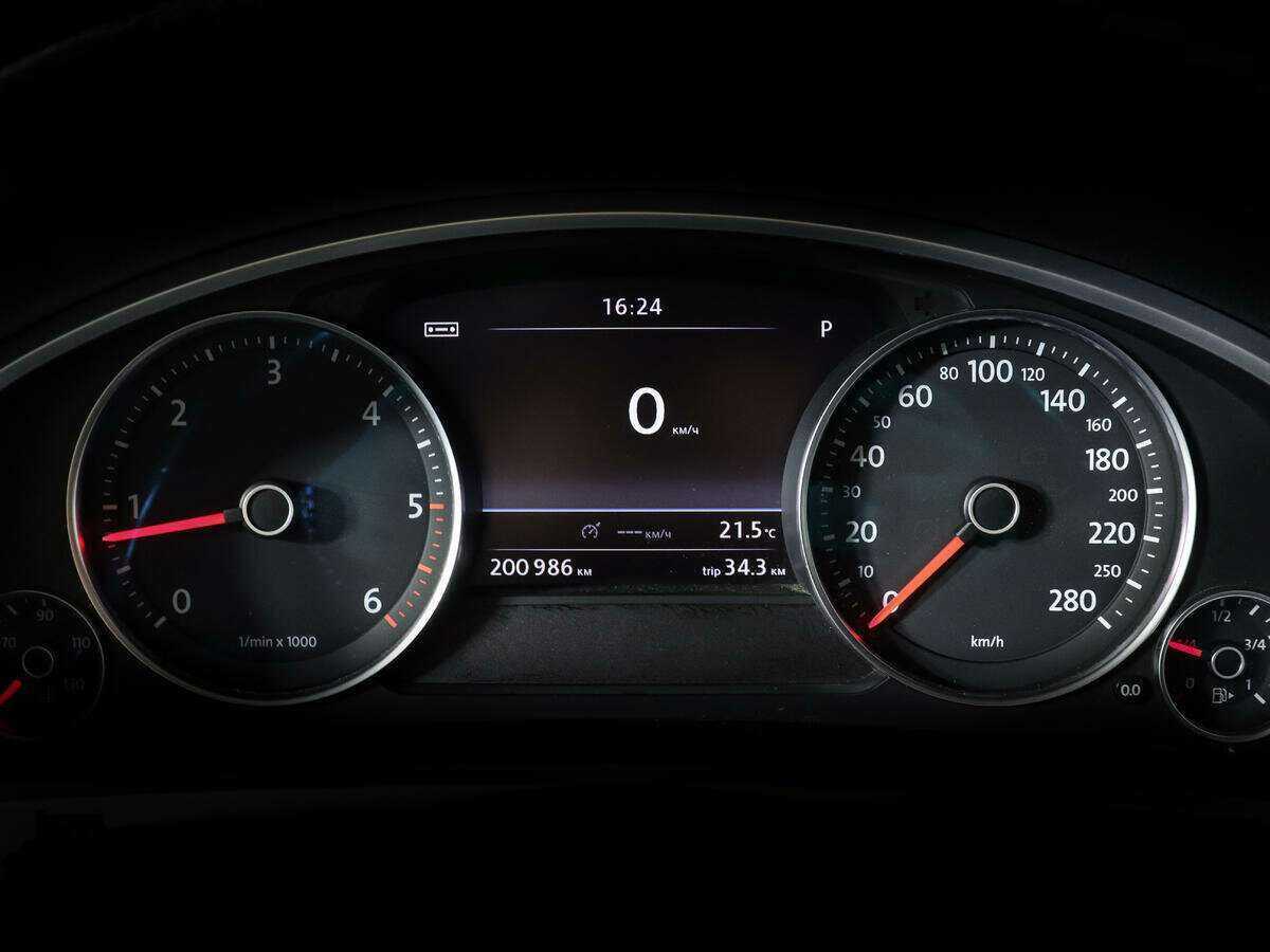 Volkswagen Touareg, 2012 Фото №11