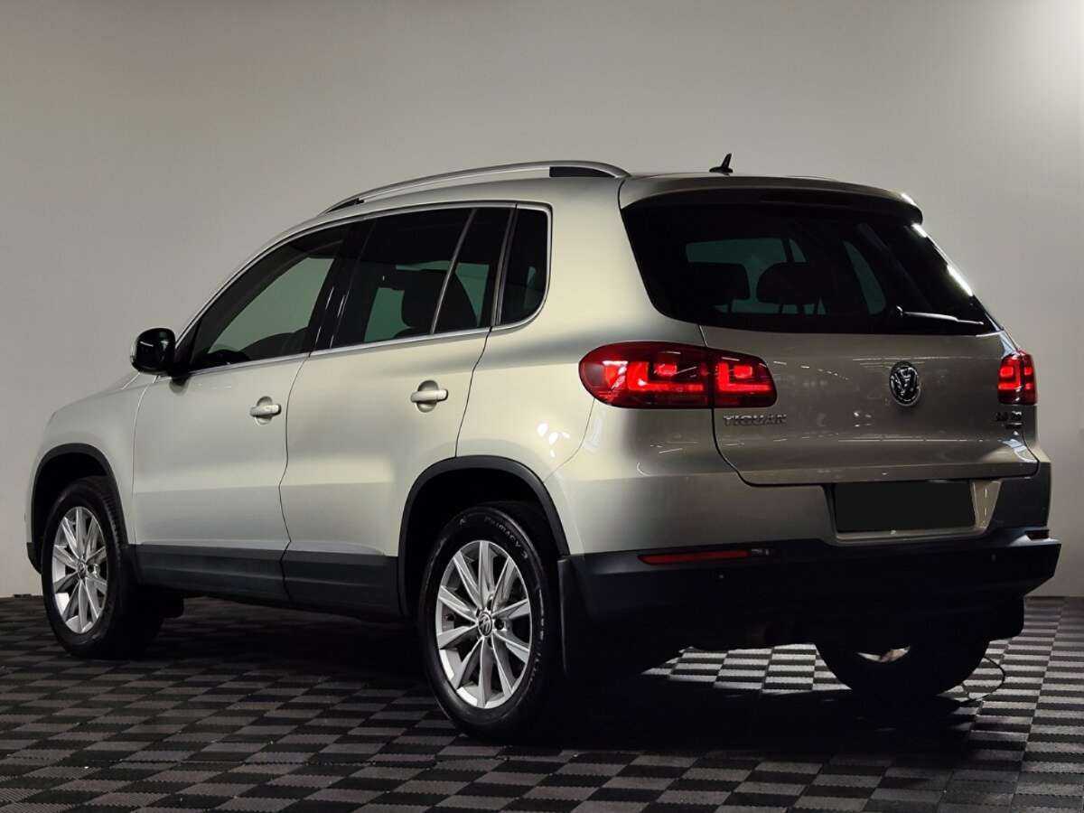 Volkswagen Tiguan, 2012 Фото №4