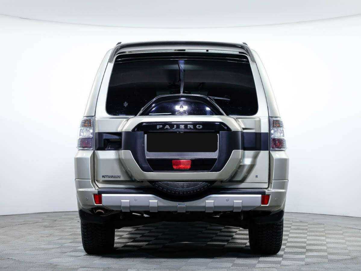Mitsubishi Pajero, 2014 - 132 703 км. | Фото №5
