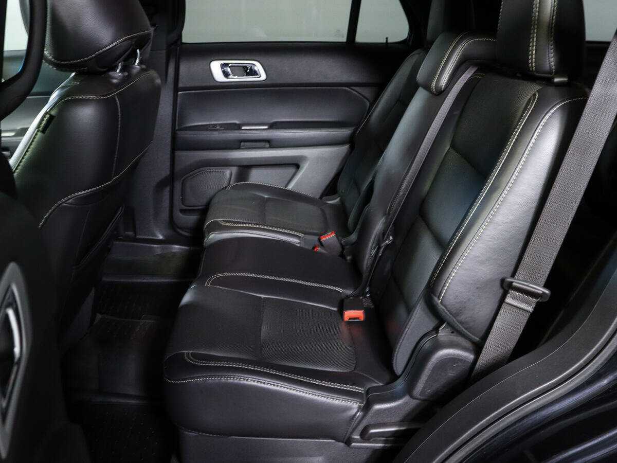 Ford Explorer Sport, 2014 Фото №9