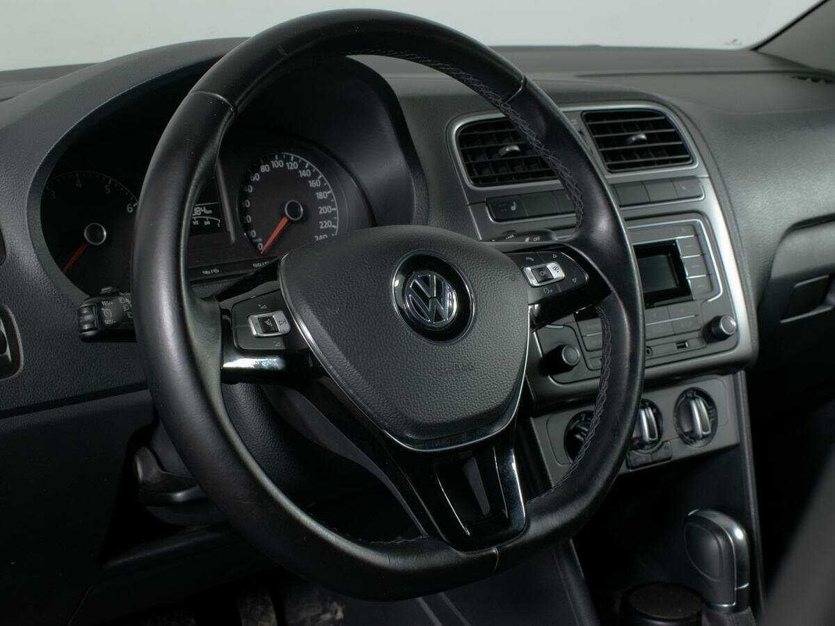 Volkswagen Polo, 2019 Фото №11