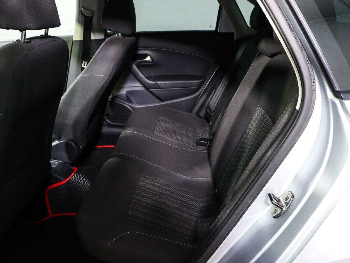 Volkswagen Polo, 2016 Фото №9