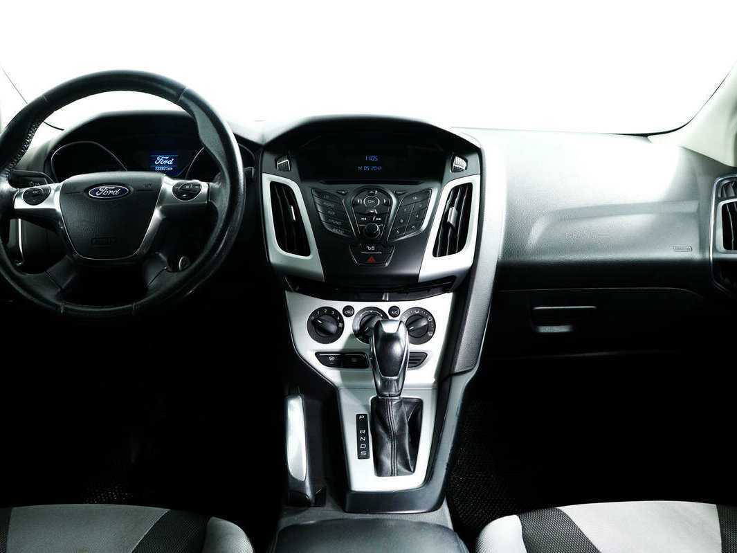 Ford Focus, 2012 Фото №11