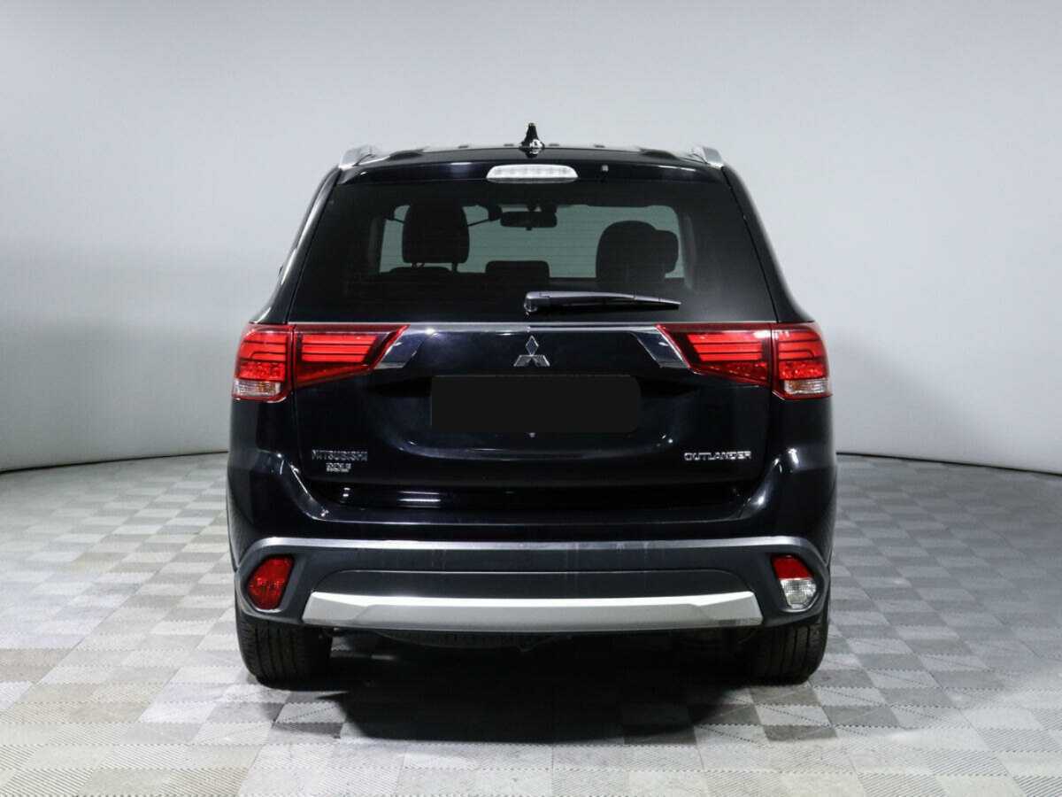 Mitsubishi Outlander, 2018 - 32 000 км. | Фото №5