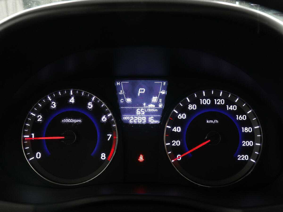 Hyundai Solaris, 2012 Фото №7