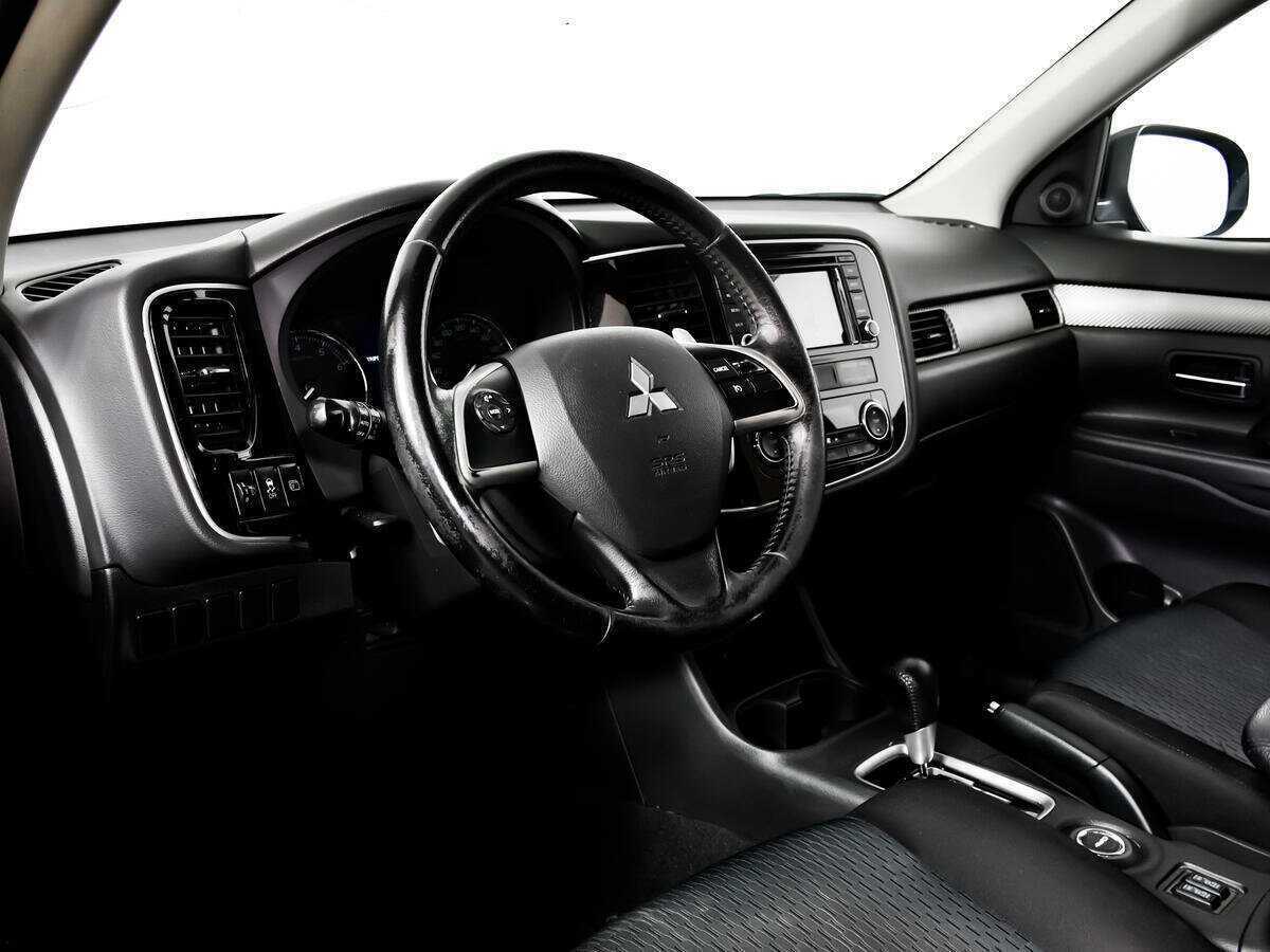 Mitsubishi Outlander, 2013 Фото №13