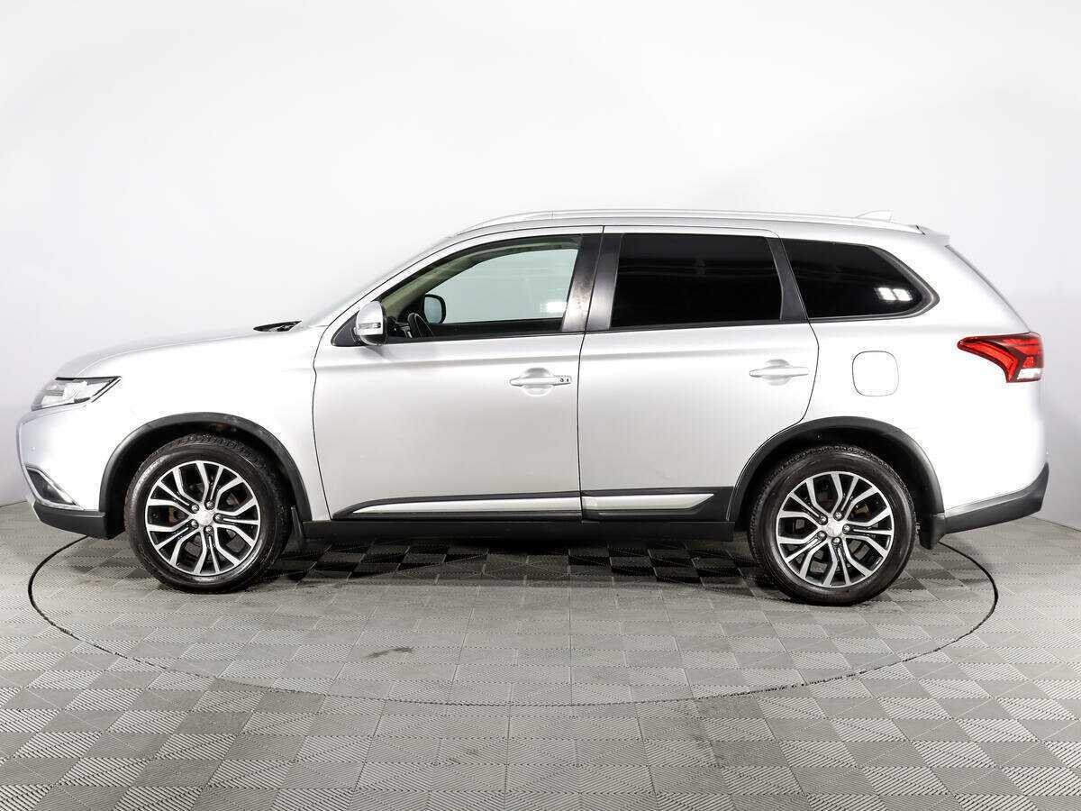 Mitsubishi Outlander, 2017 - 153 940 км. | Фото №4