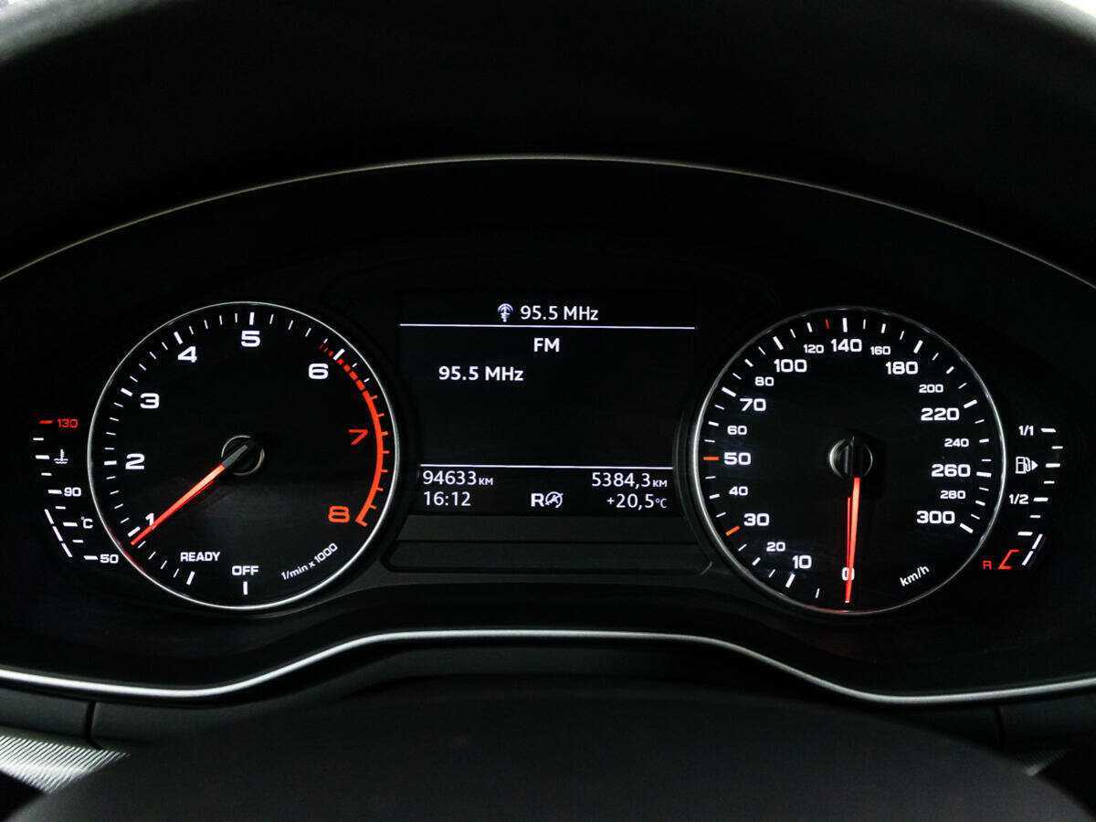 Audi A4, 2016 Фото №12