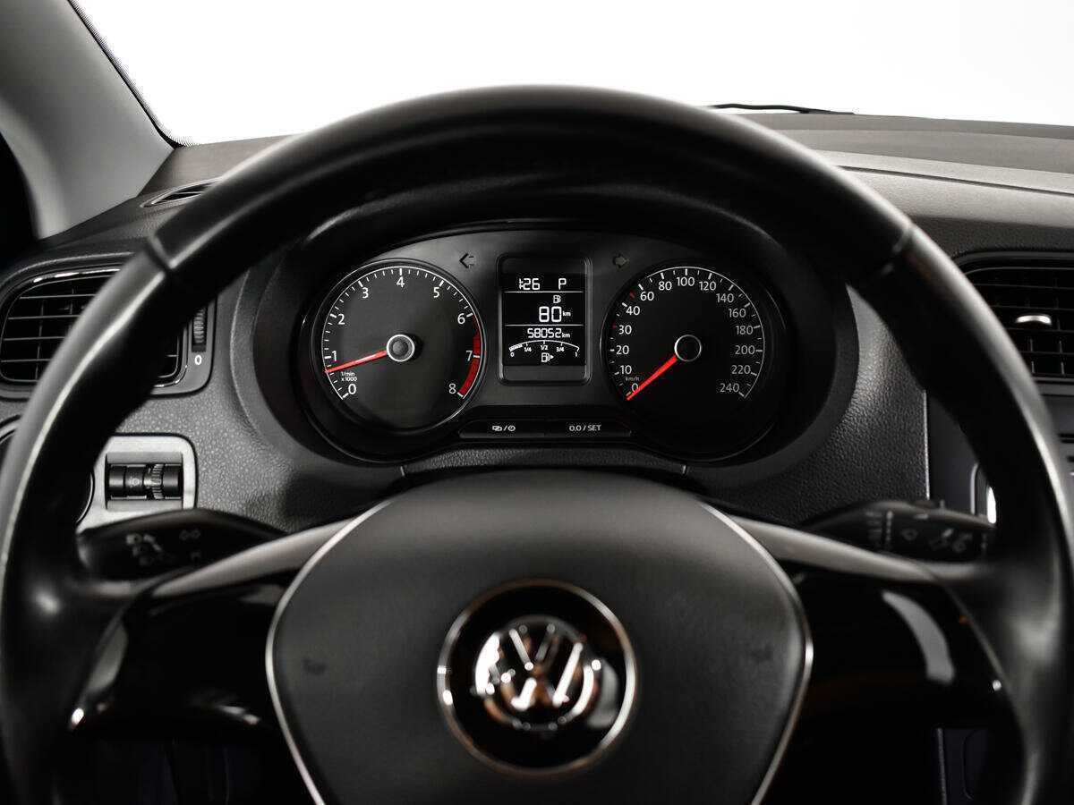 Volkswagen Polo, 2016 Фото №10
