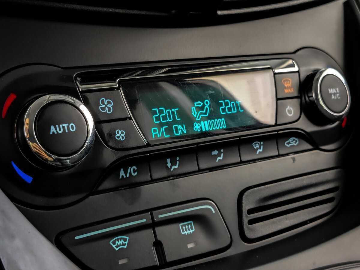 Ford Kuga, 2016 Фото №20