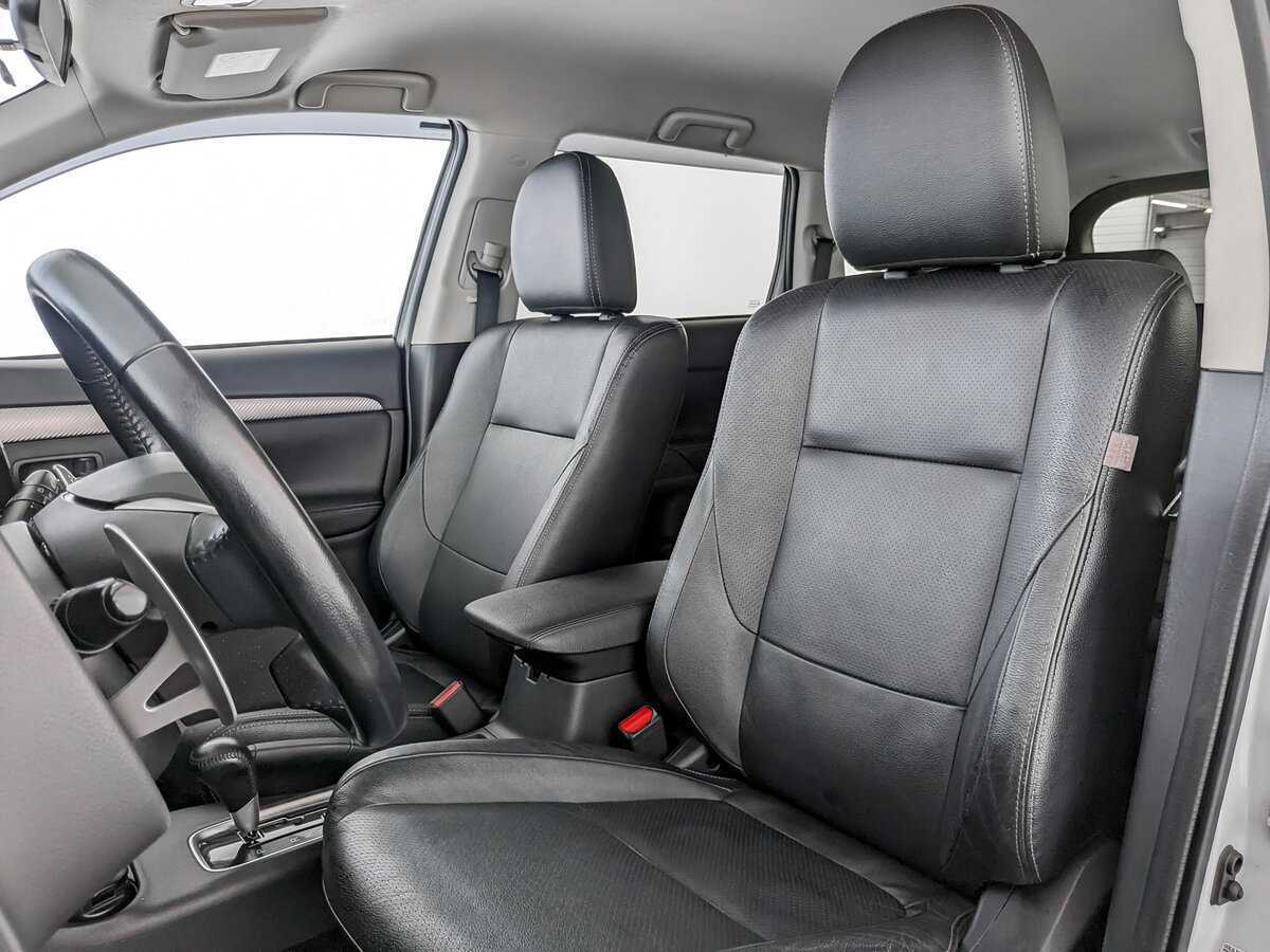 Mitsubishi Outlander, 2014 Фото №16