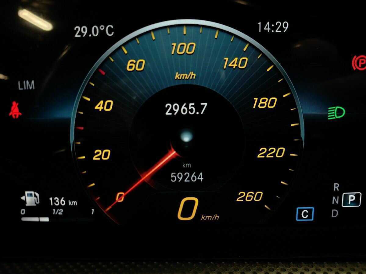 Mercedes-Benz CLA 200, 2020 Фото №16