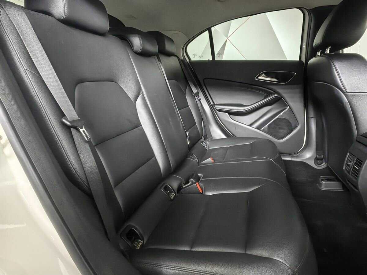 Mercedes-Benz A-Класс 200, 2013 Фото №12