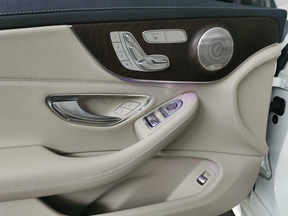 Mercedes-Benz C-Класс 180, 2015 Фото №17