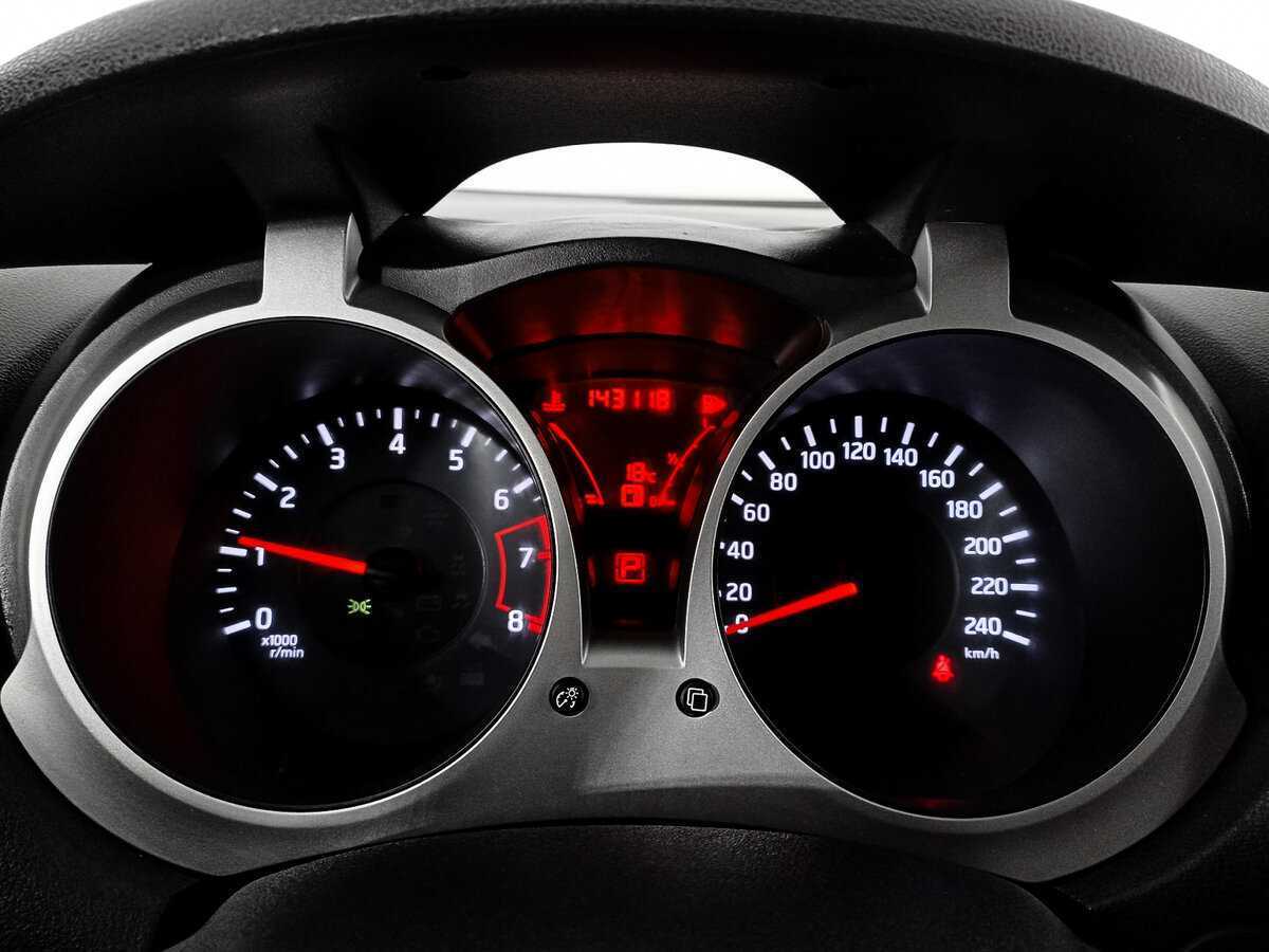 Nissan Juke, 2013 Фото №9