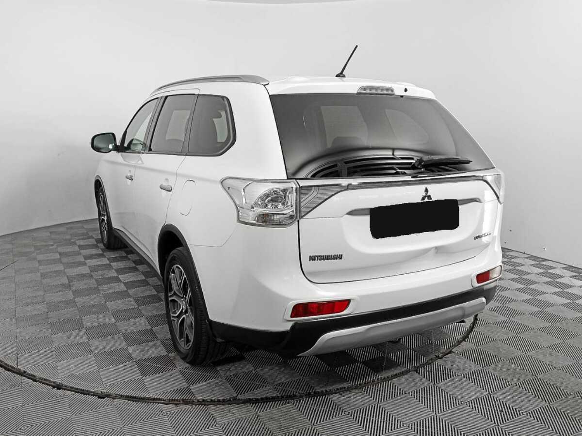 Mitsubishi Outlander, 2014 - 181 002 км. | Фото №6