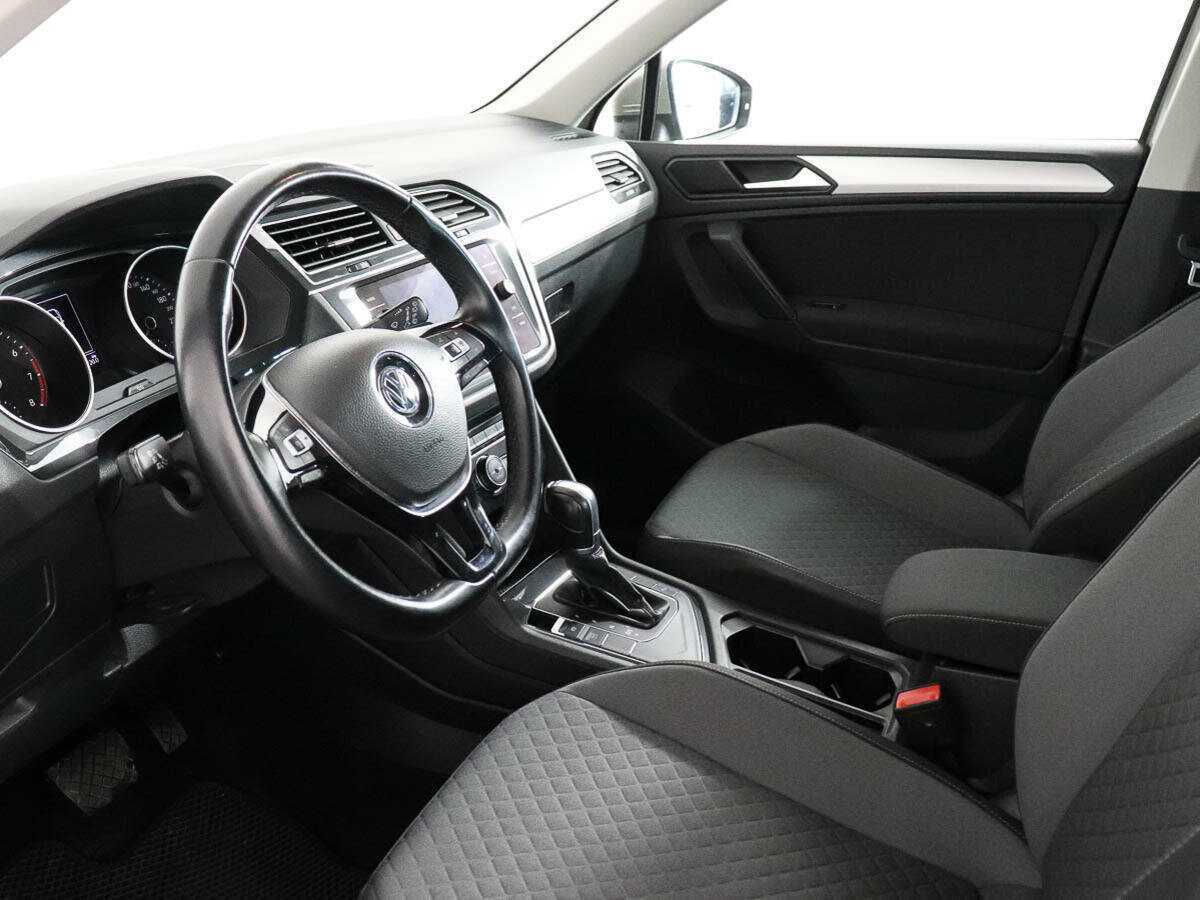 Volkswagen Tiguan L, 2018 - 73 850 км. | Фото №7