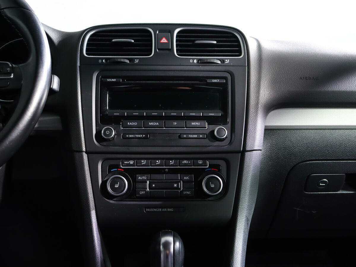 Volkswagen Golf, 2012 Фото №11