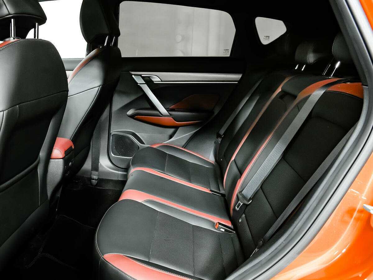 Geely Coolray, 2022 Фото №12