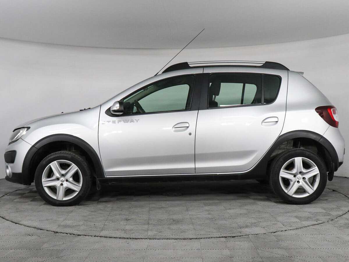 Renault Sandero Stepway, 2016 - 85 990 км. | Фото №8