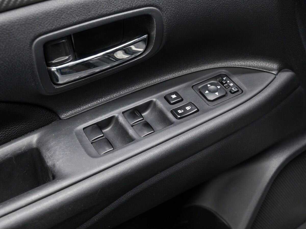 Mitsubishi Outlander, 2013 Фото №15