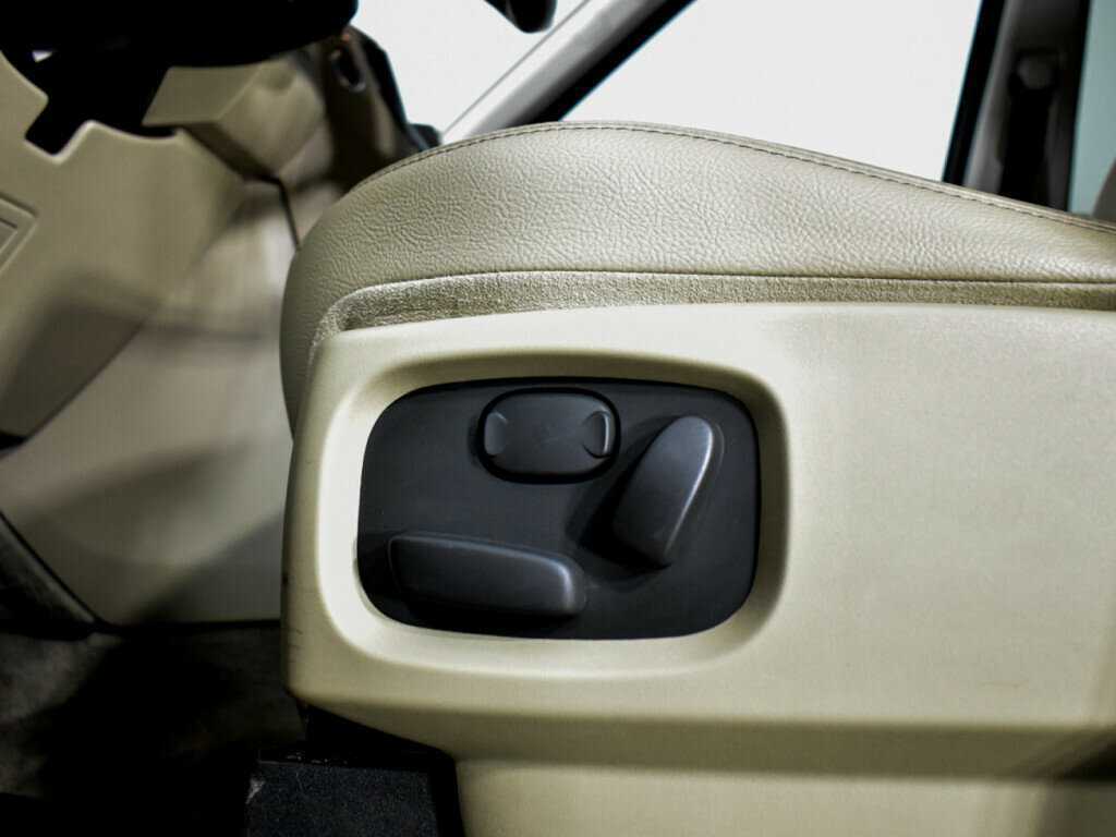 Land Rover Discovery, 2014 Фото №10