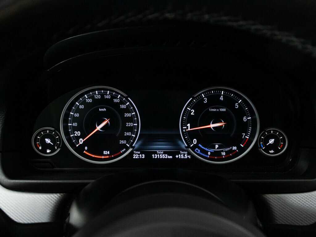 BMW 5 серии 520i, 2016 Фото №12